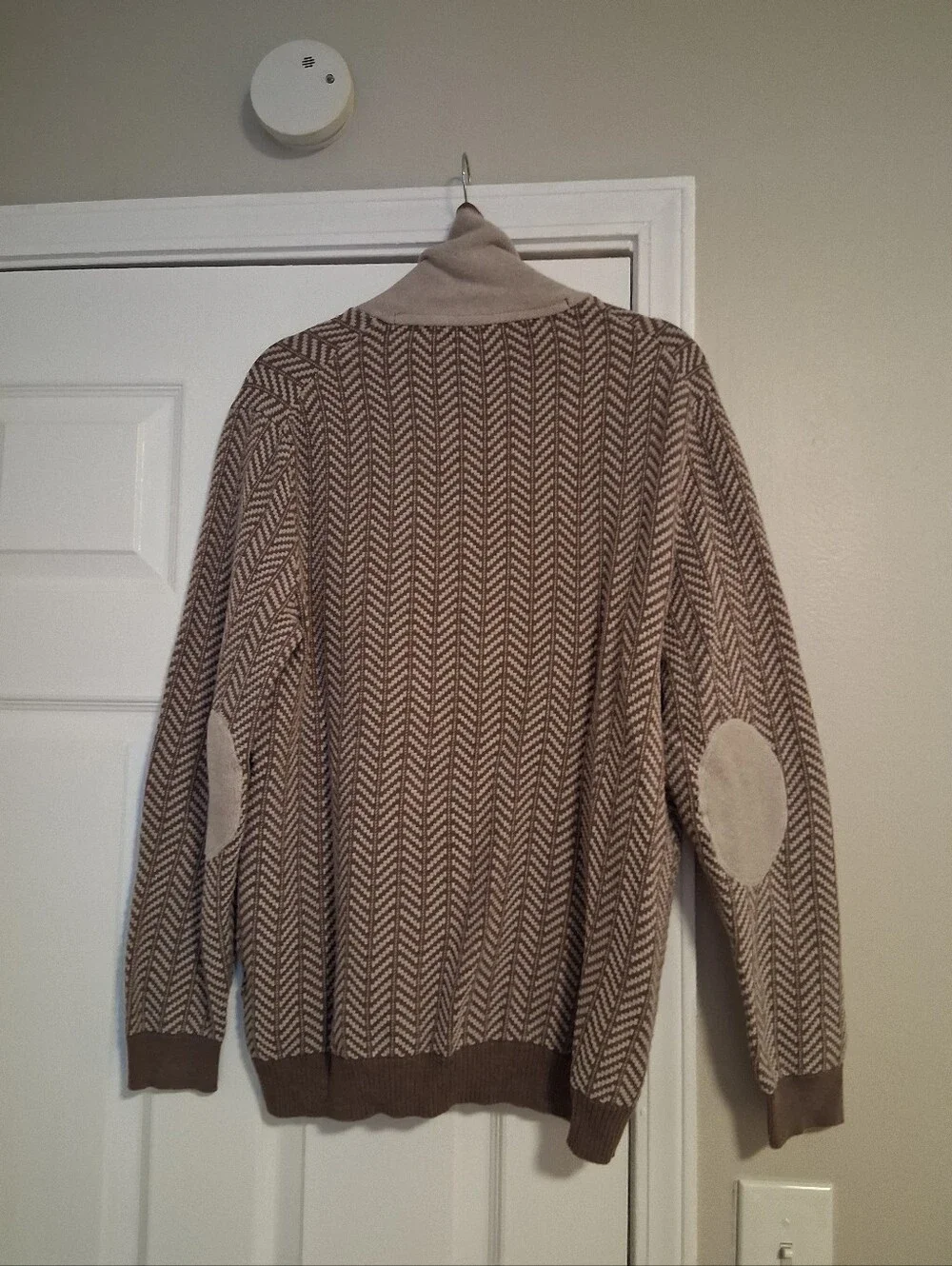 Tasso Elba Men's Tan Chevron Knit Turtleneck Sweater, Size Large